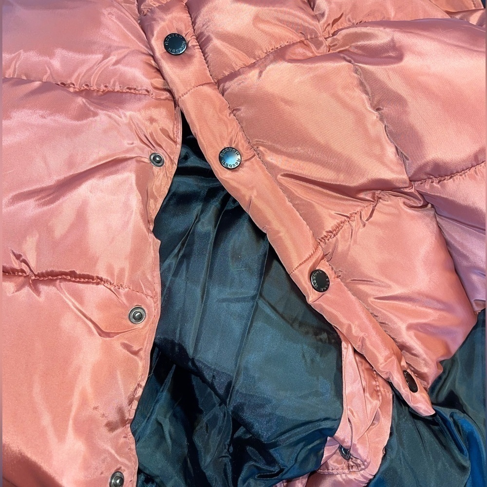 NWT- Reebok Full zip long puffer, water resistant. Size S/Ch - Picture 5 of 7